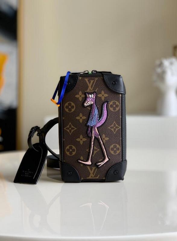 Anum Bags Detail