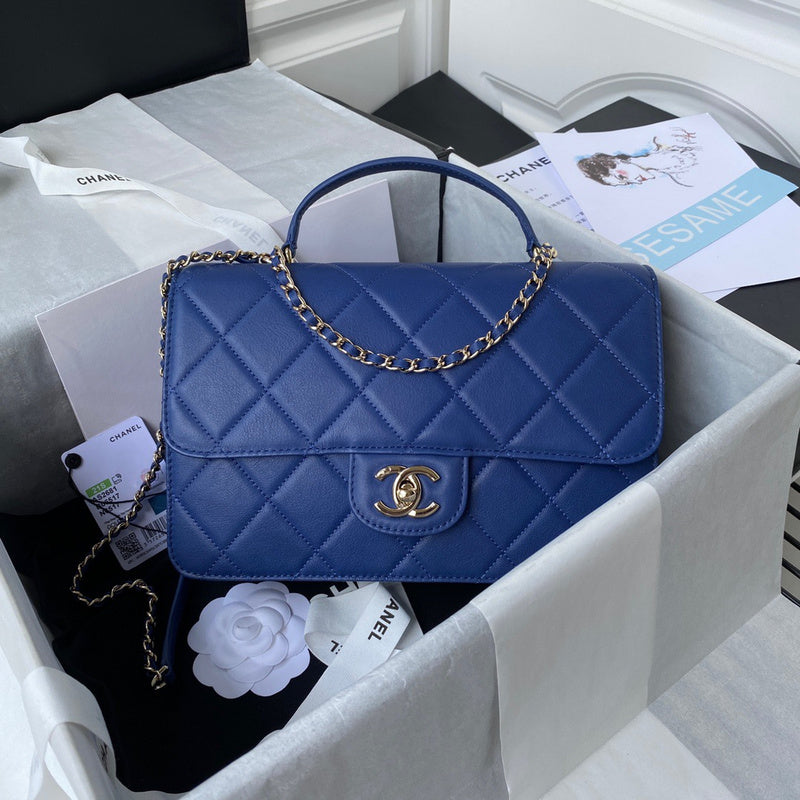 Anum Bags Detail