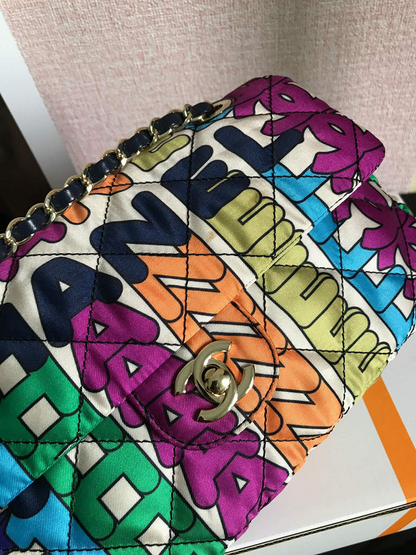 Anum Bags Detail
