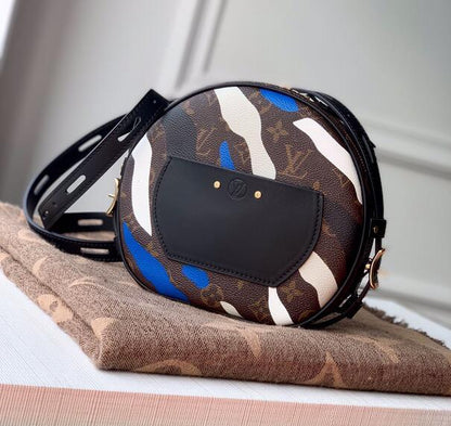 Anum Bags Detail