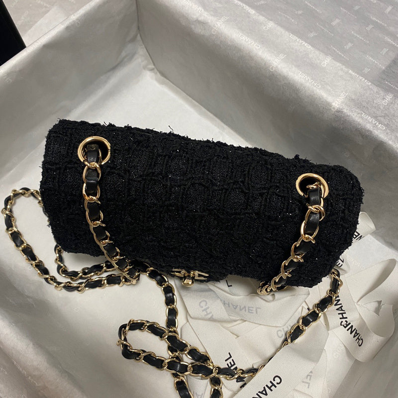 Anum Bags Detail