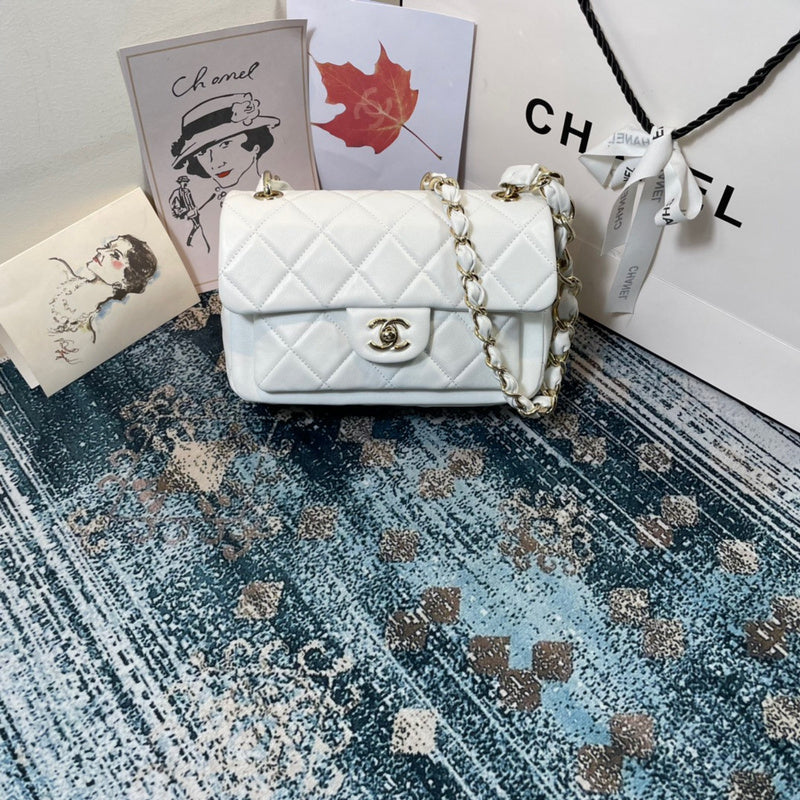 Anum Bags Detail