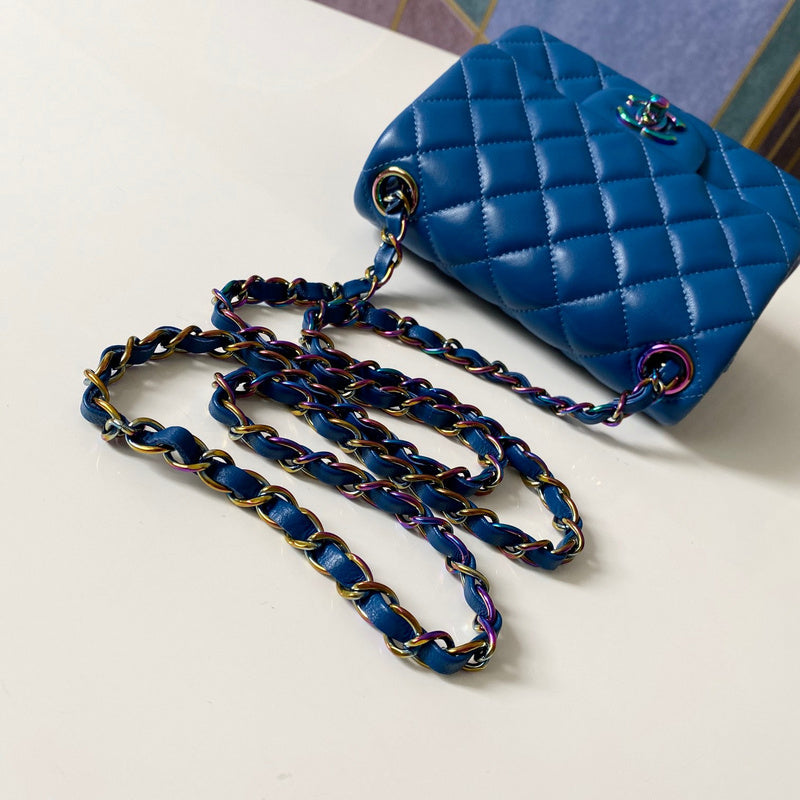Anum Bags Detail