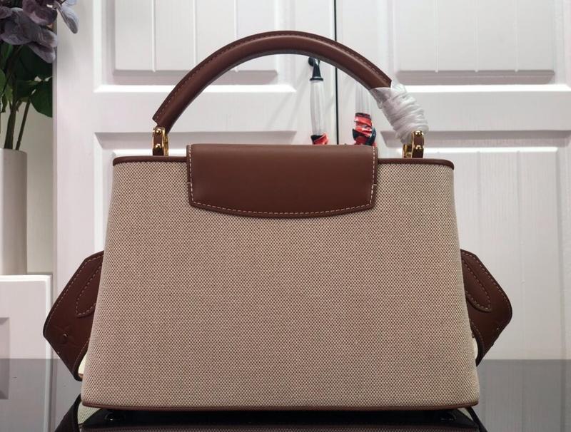Anum Bags Detail