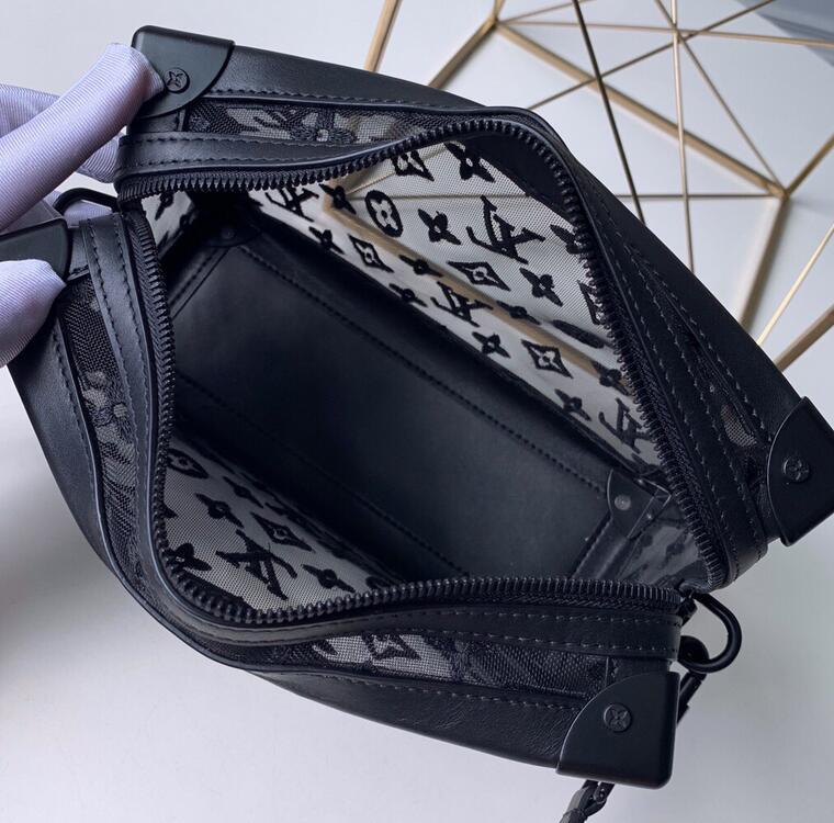 Anum Bags Detail