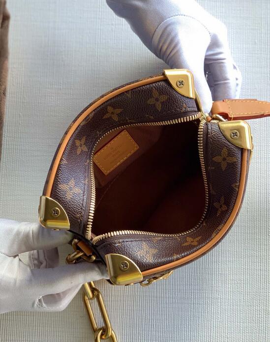 Anum Bags Detail