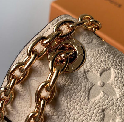 Anum Bags Detail