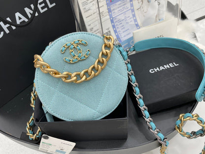 Anum Bags Detail