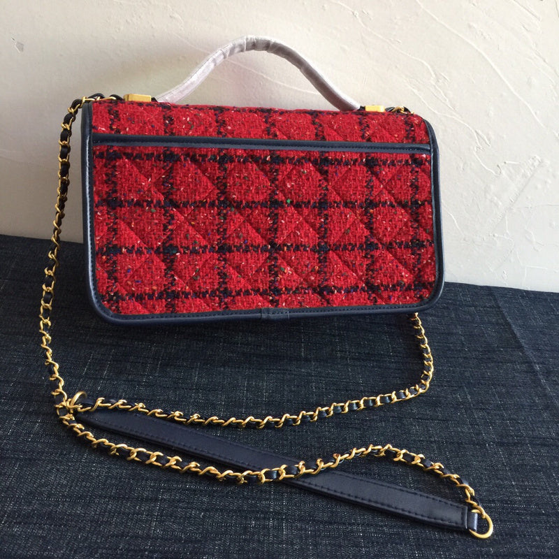 Anum Bags Detail