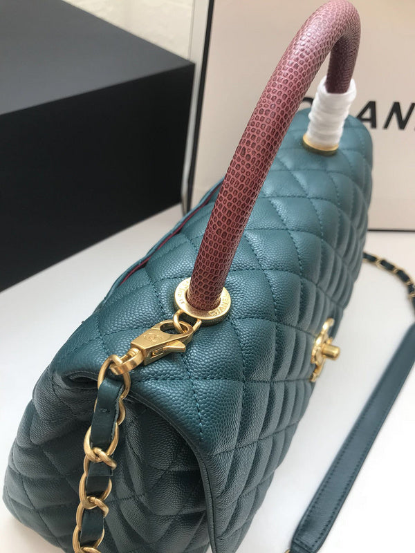 Anum Bags Detail