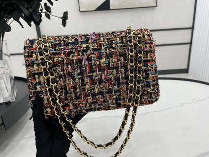 Anum Bags Detail