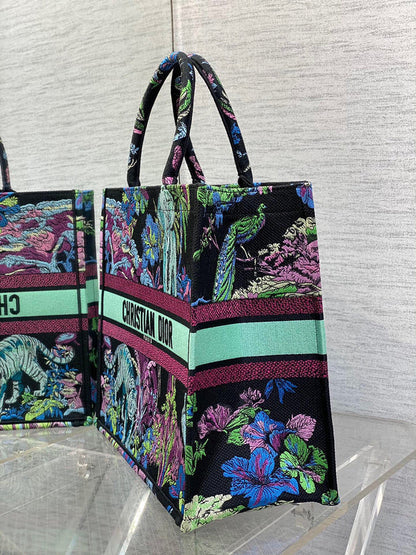 Anum Bags Detail