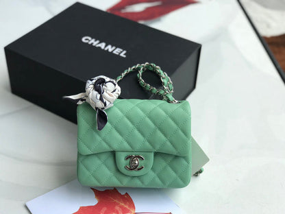 Anum Bags Detail