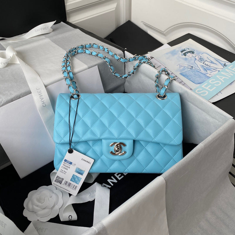 Anum Bags Detail