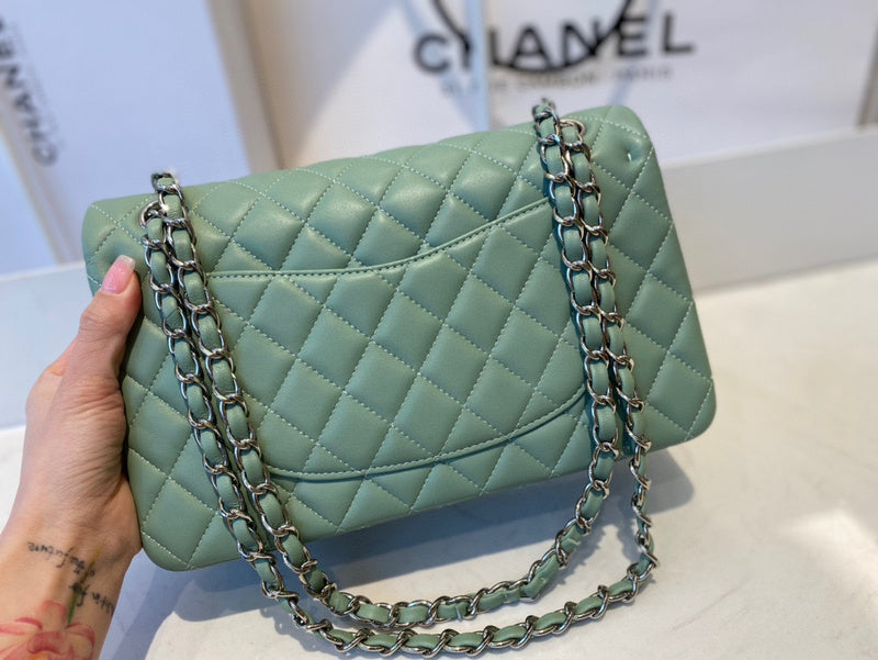 Anum Bags Detail