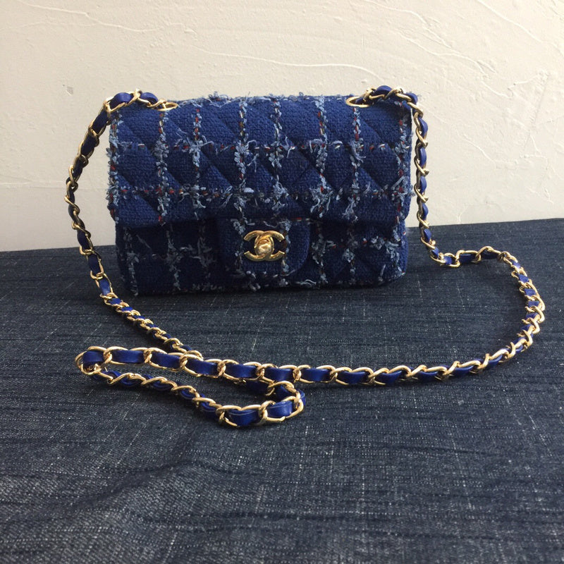 Anum Bags Detail