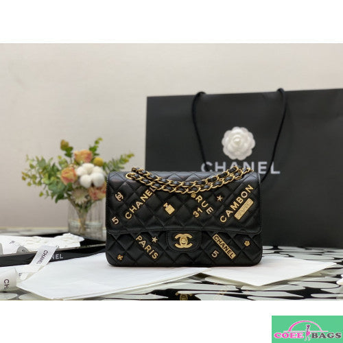 Anum Bags Detail