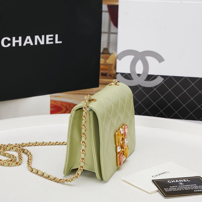 Anum Bags Detail