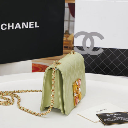 Anum Bags Detail