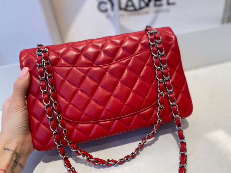 Anum Bags Detail