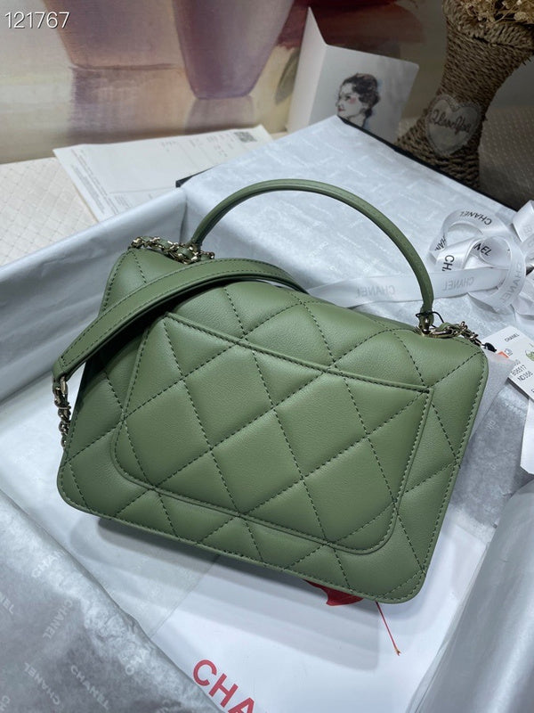 Anum Bags Detail