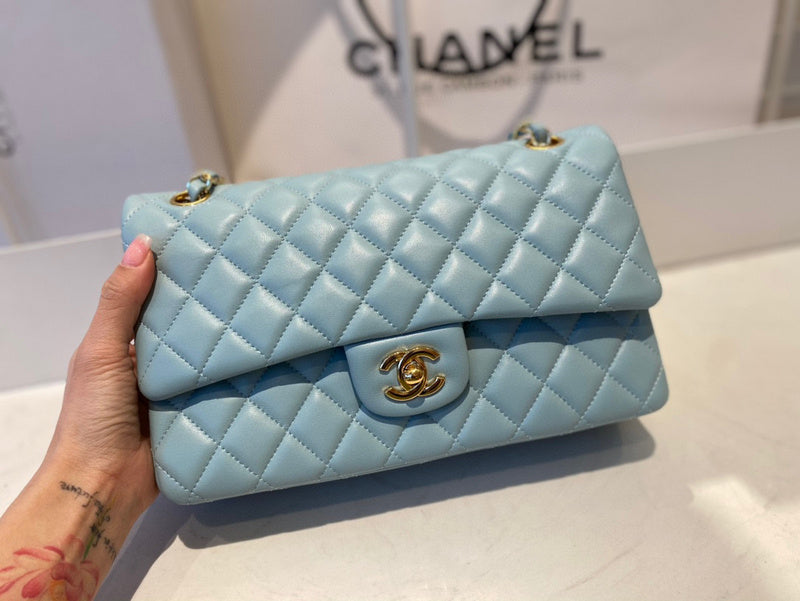 Anum Bags Detail