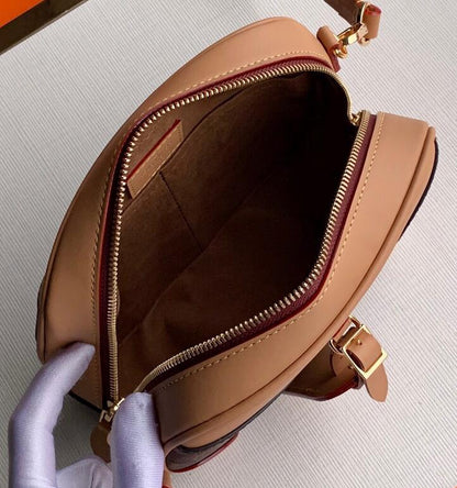 Anum Bags Detail
