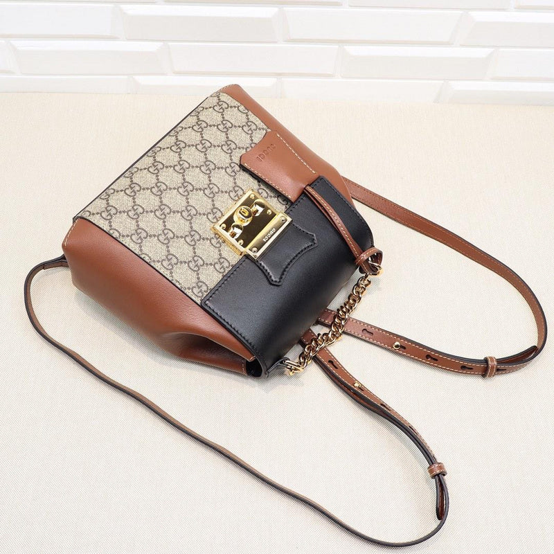 Anum Bags Detail