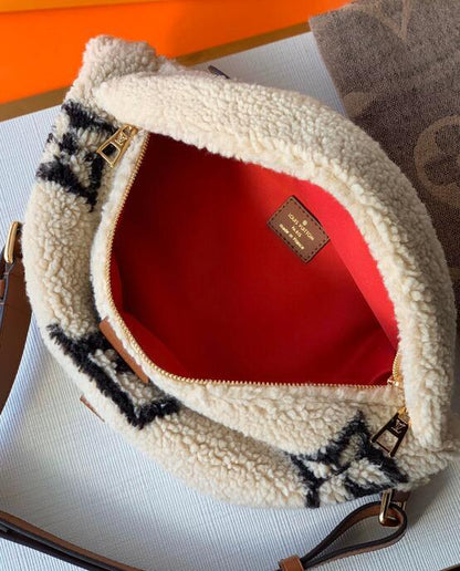 Anum Bags Detail