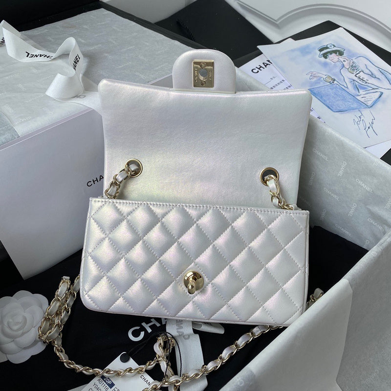 Anum Bags Detail