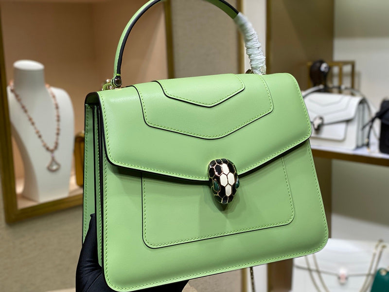 Anum Bags Detail