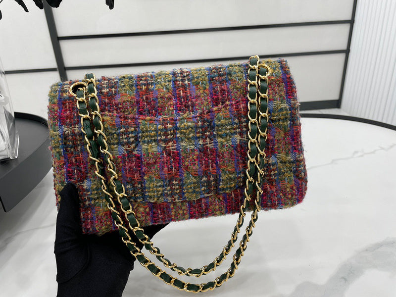 Anum Bags Detail