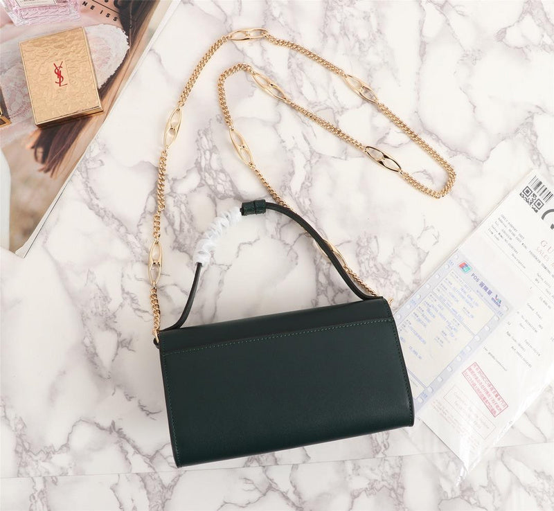 Anum Bags Detail
