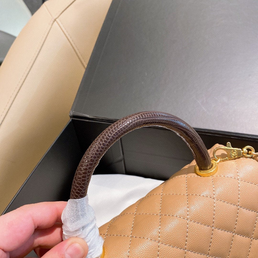 Anum Bags Detail