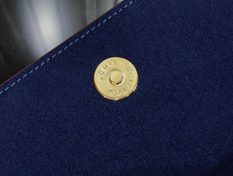 Anum Bags Detail