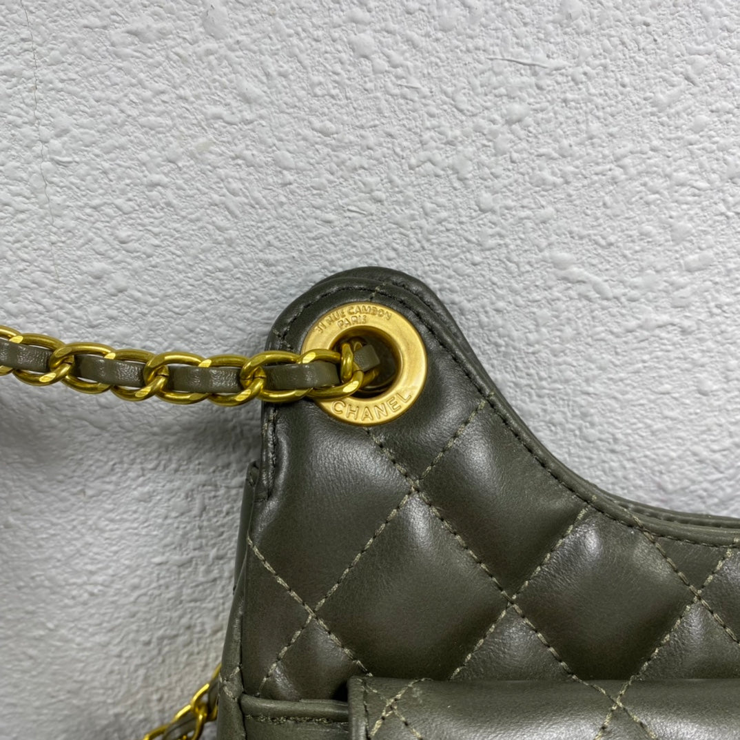 Anum Bags Detail