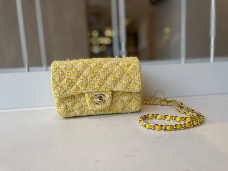 Anum Bags Detail