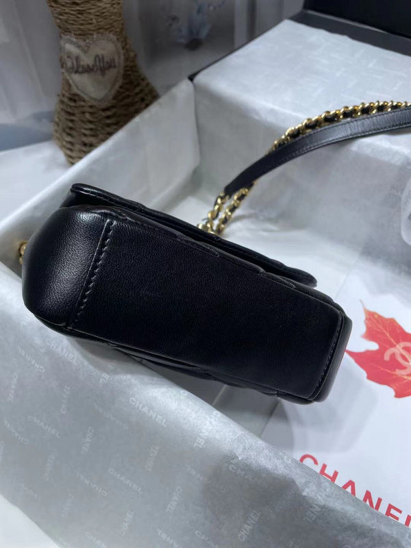 Anum Bags Detail
