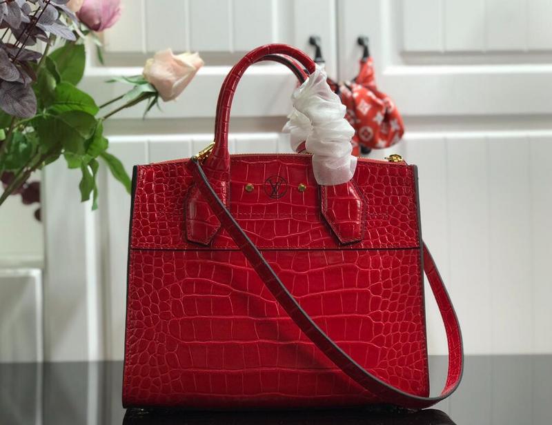 Anum Bags Detail