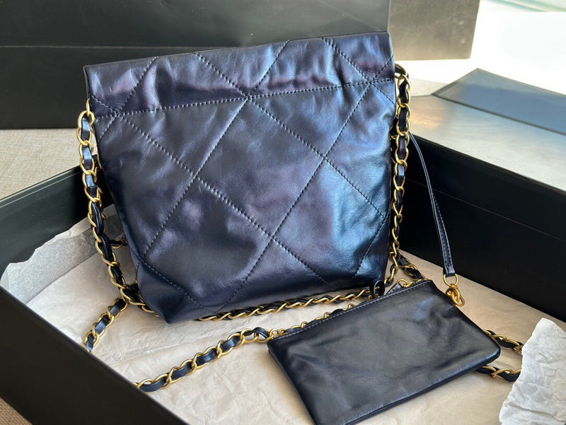 Anum Bags Detail