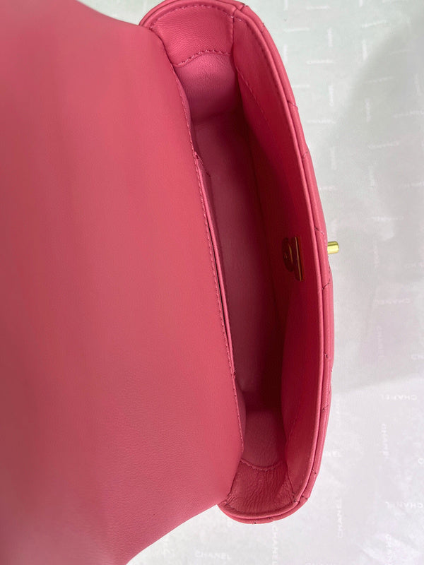 Anum Bags Detail