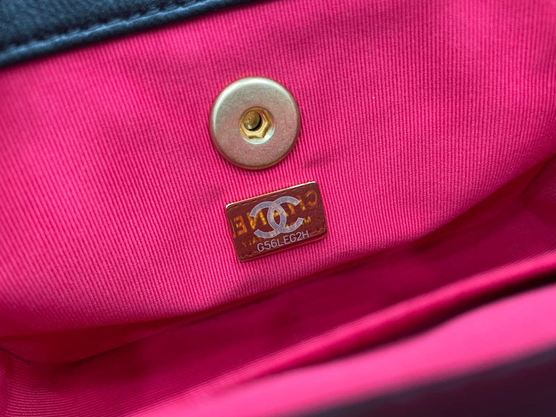 Anum Bags Detail