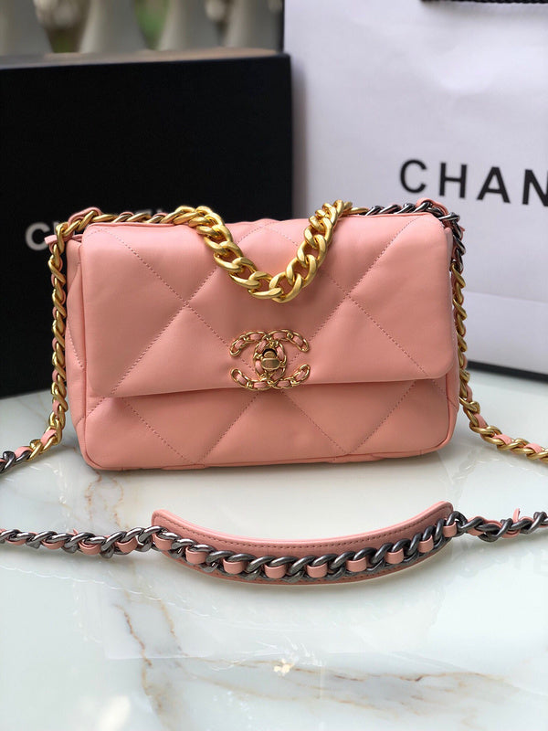 Anum Bags Detail