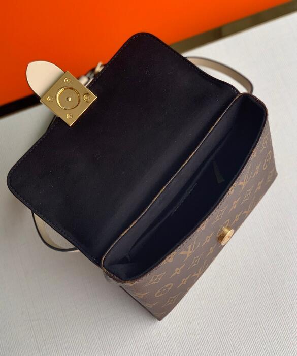 Anum Bags Detail