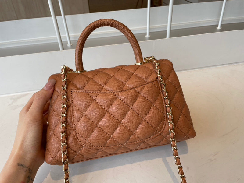 Anum Bags Detail