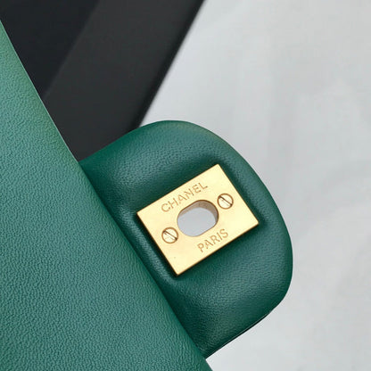 Anum Bags Detail