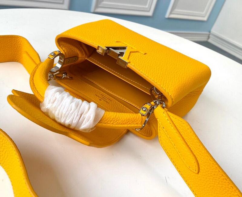 Anum Bags Detail