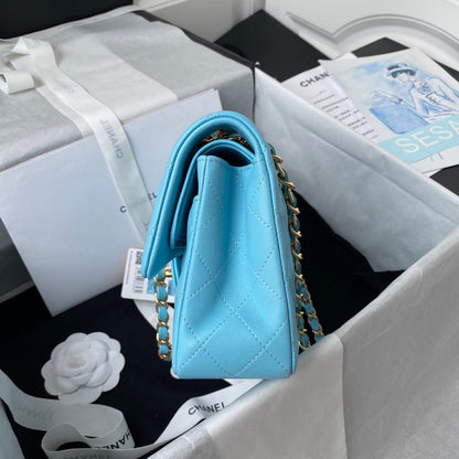 Anum Bags Detail