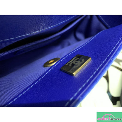 Anum Bags Detail