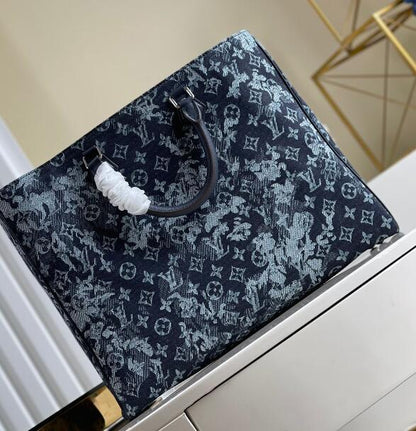 Anum Bags Detail